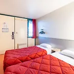 Premiere Classe Angers Otel