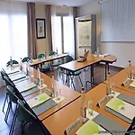 Premiere Classe Angers 2*