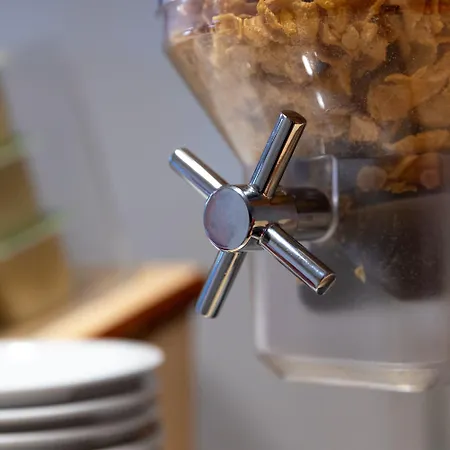 Premiere Classe Angers 2*