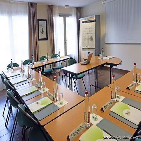 Premiere Classe Angers 2*