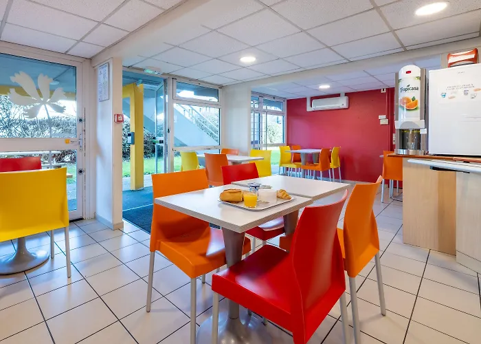 Premiere Classe Angers 2*