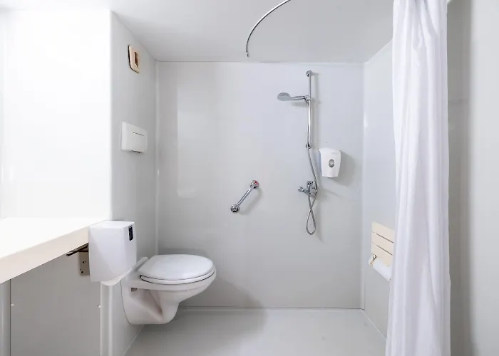 Hotel Premiere Classe Angers 2*